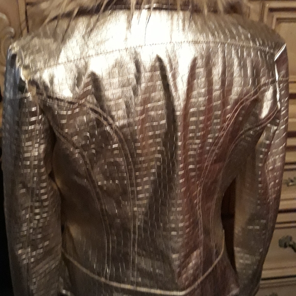 Jacket - Picture 3 of 6